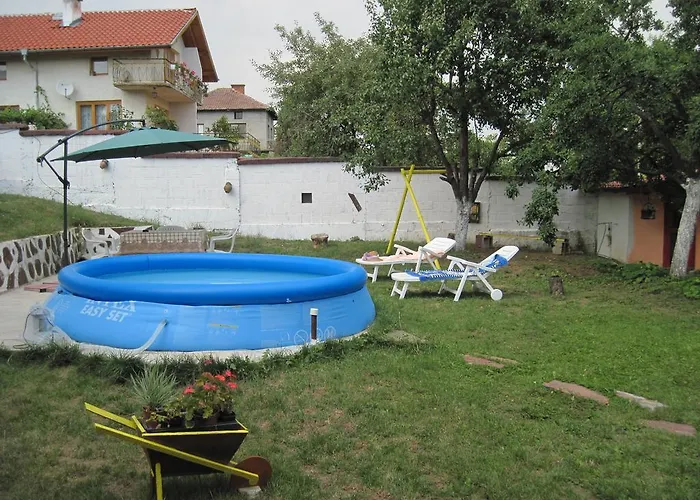 ゲストハウス Hadjibulevata 3*